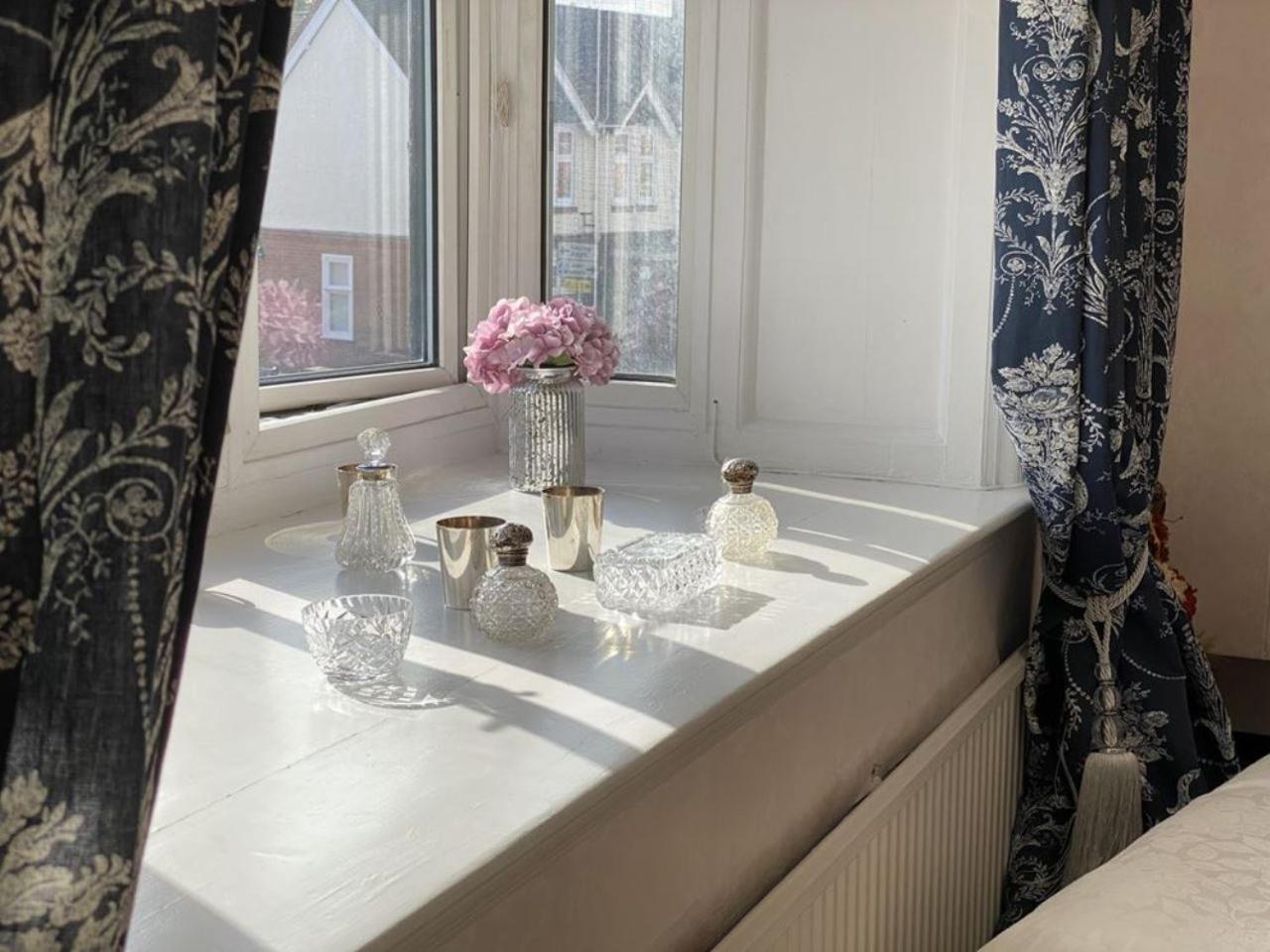 Deluxe Three Bed Bnb In Henley-On-Thames Near Station River & Town Centre Luaran gambar